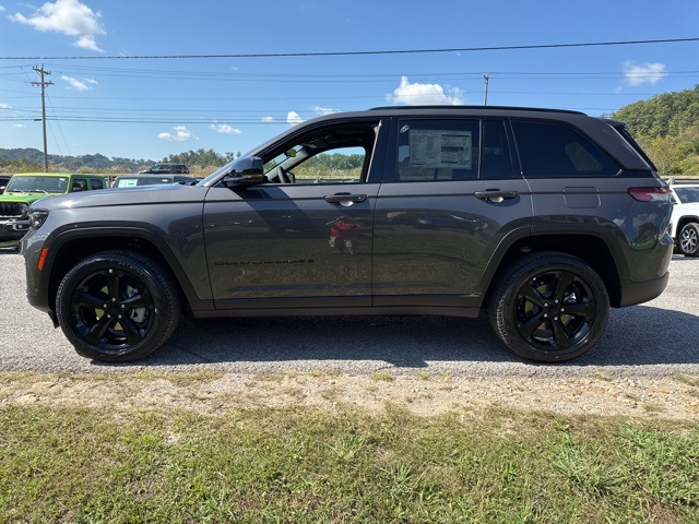 2025 Jeep Grand Cherokee Limited photo 4