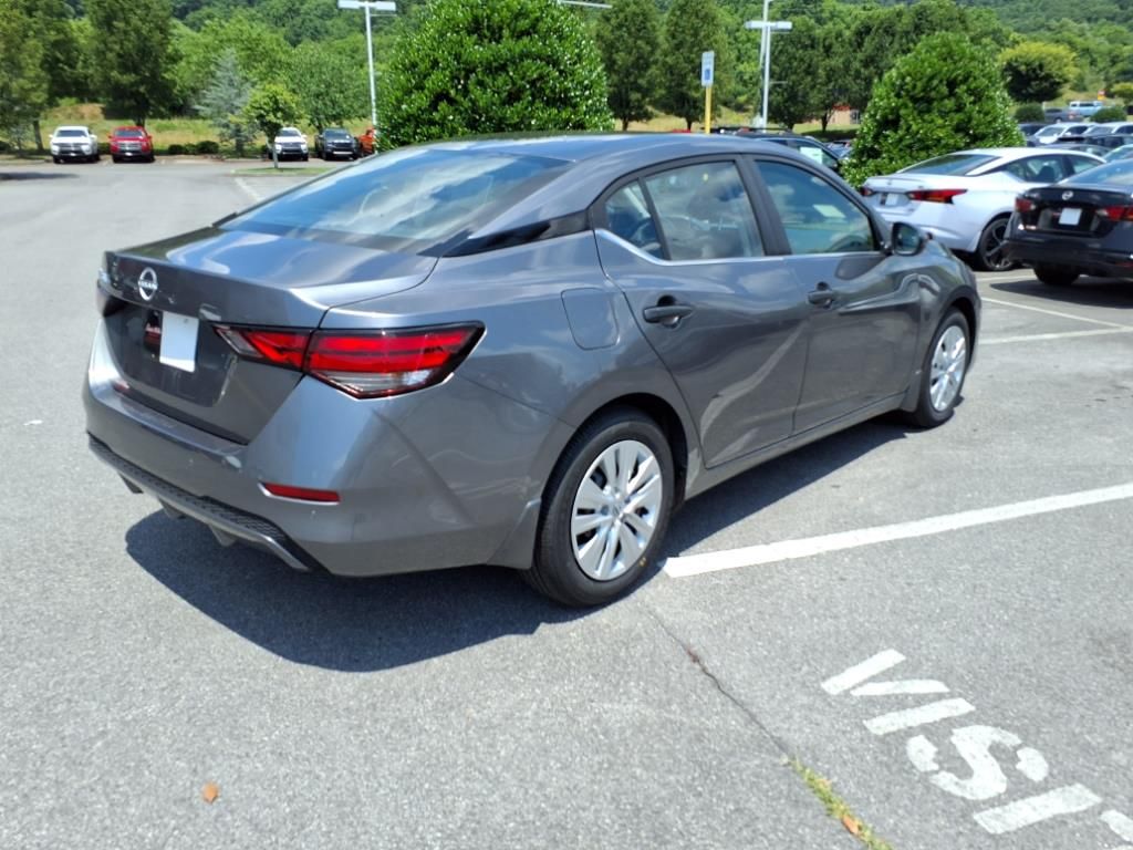 2025 Nissan Sentra S photo 3