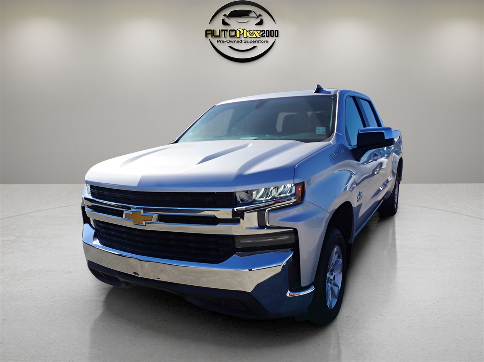 2020 Chevrolet Silverado 1500 LT photo 3