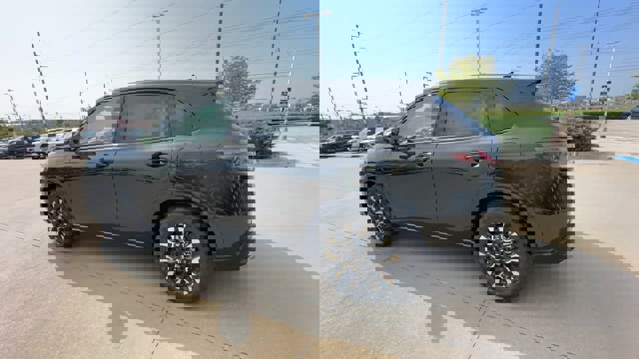 2026 Honda HR-V EX-L photo 5