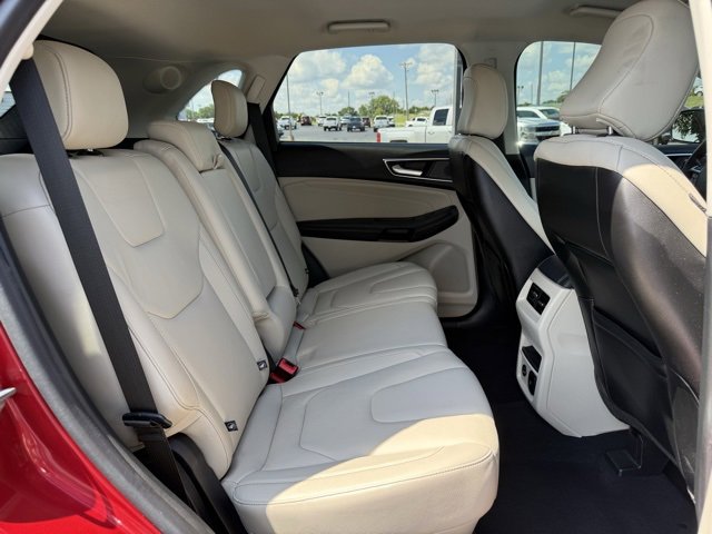 2021 Ford Edge Titanium photo 10