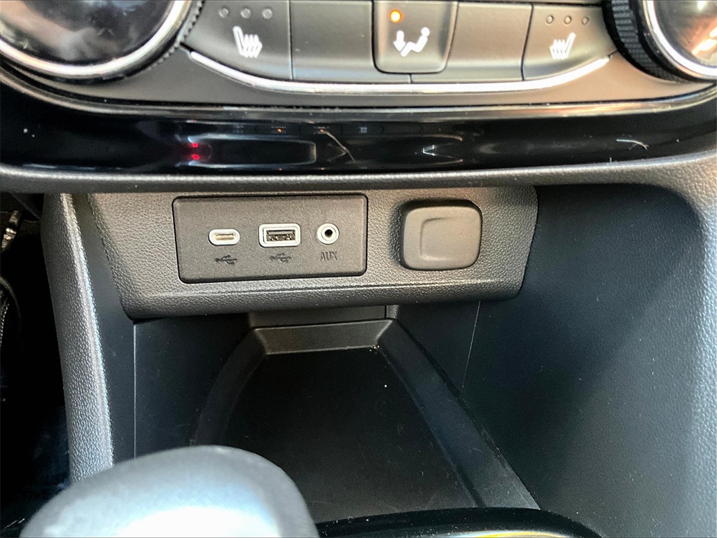 2022 Buick Encore GX Preferred photo 25
