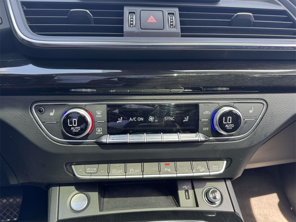 2020 Audi Q5 45 Premium photo 27