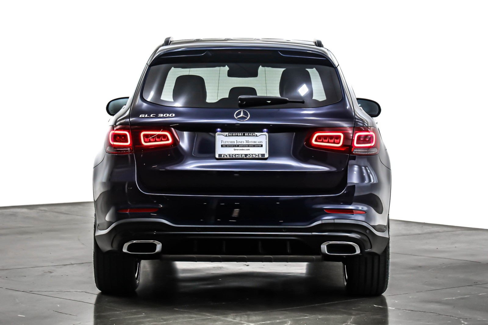 2022 Mercedes Benz GLC 300 photo 3