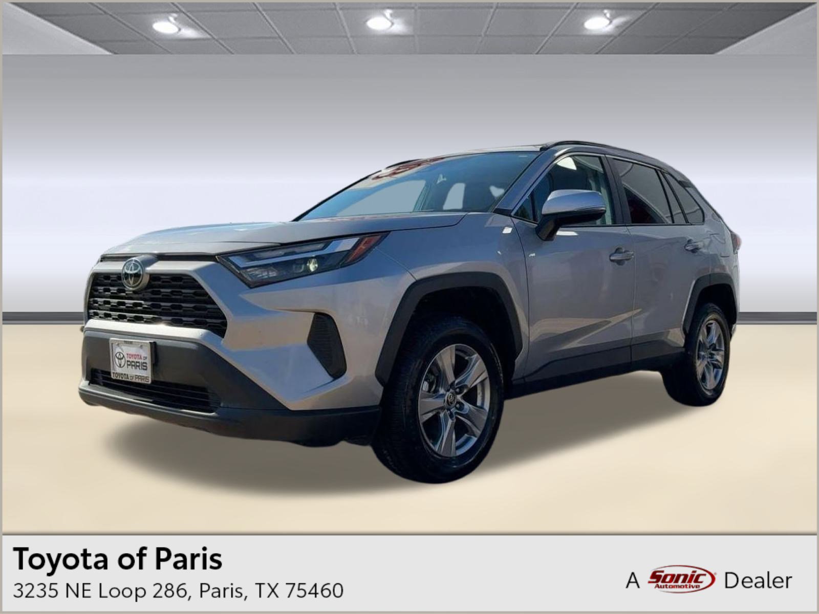 2024 Toyota RAV4 XLE's photo