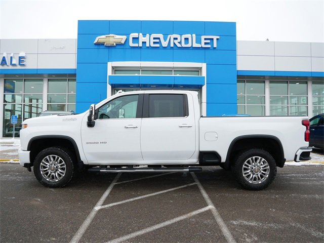Used 2022 Chevrolet Silverado 3500HD High Country with VIN 1GC4YVEY5NF326211 for sale in Roseville, Minnesota