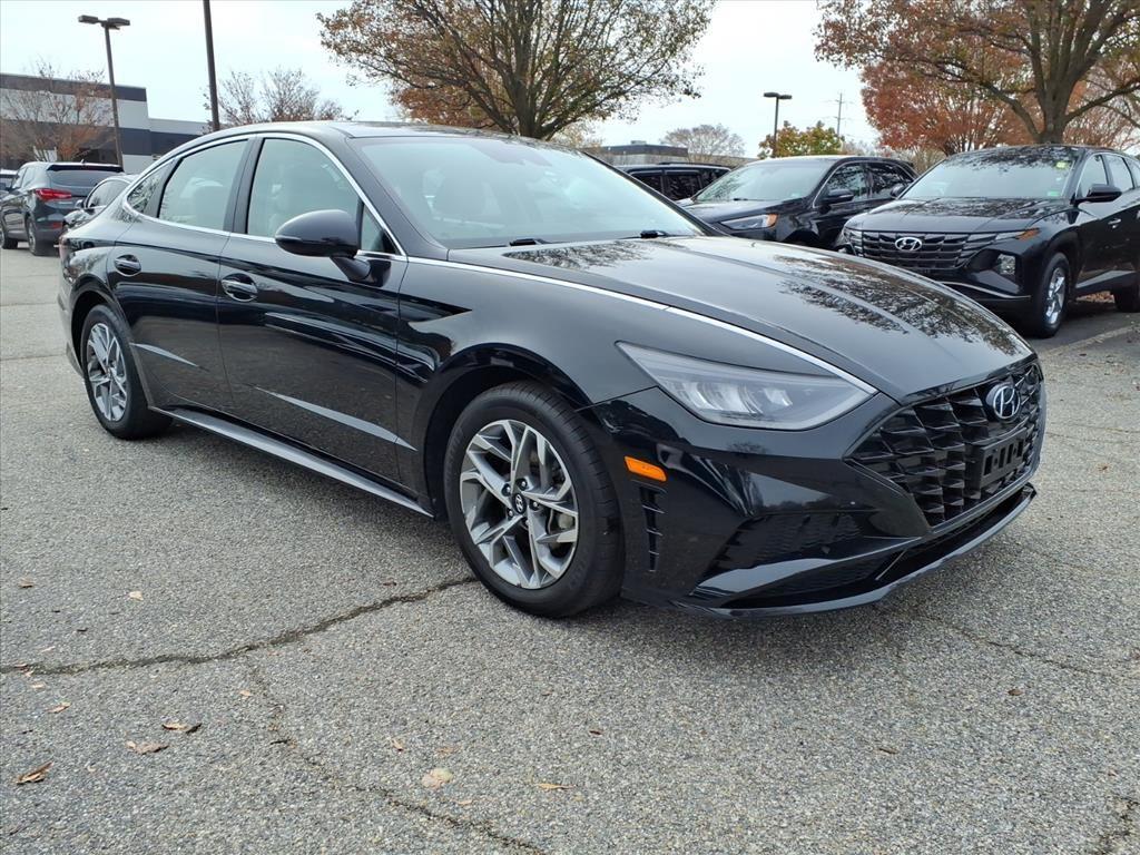 2022 Hyundai Sonata SEL photo 3