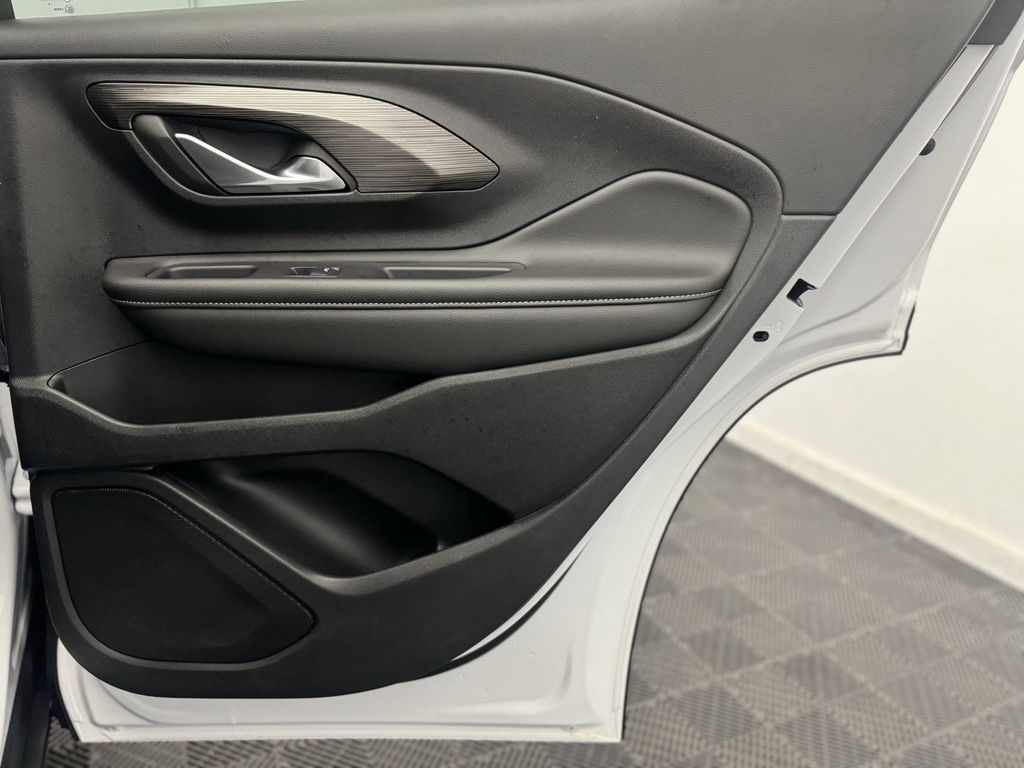 2024 Gmc Terrain SLE photo 22