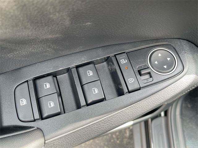 2025 Kia Seltos EX photo 32