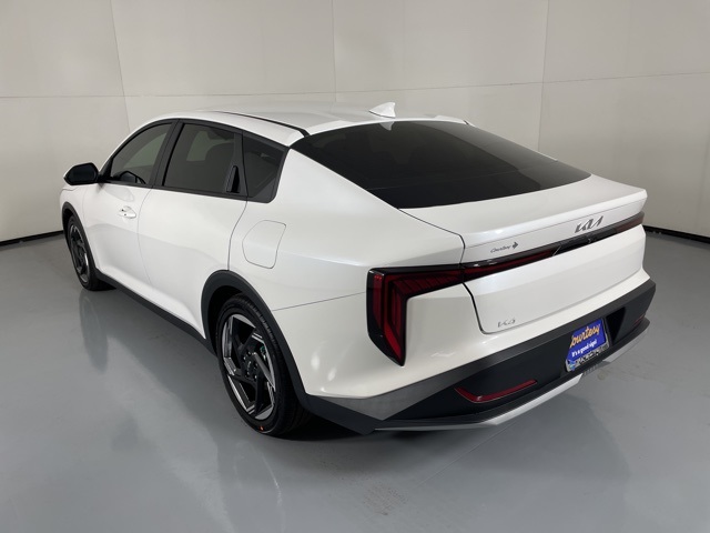 2025 Kia K4 EX photo 6