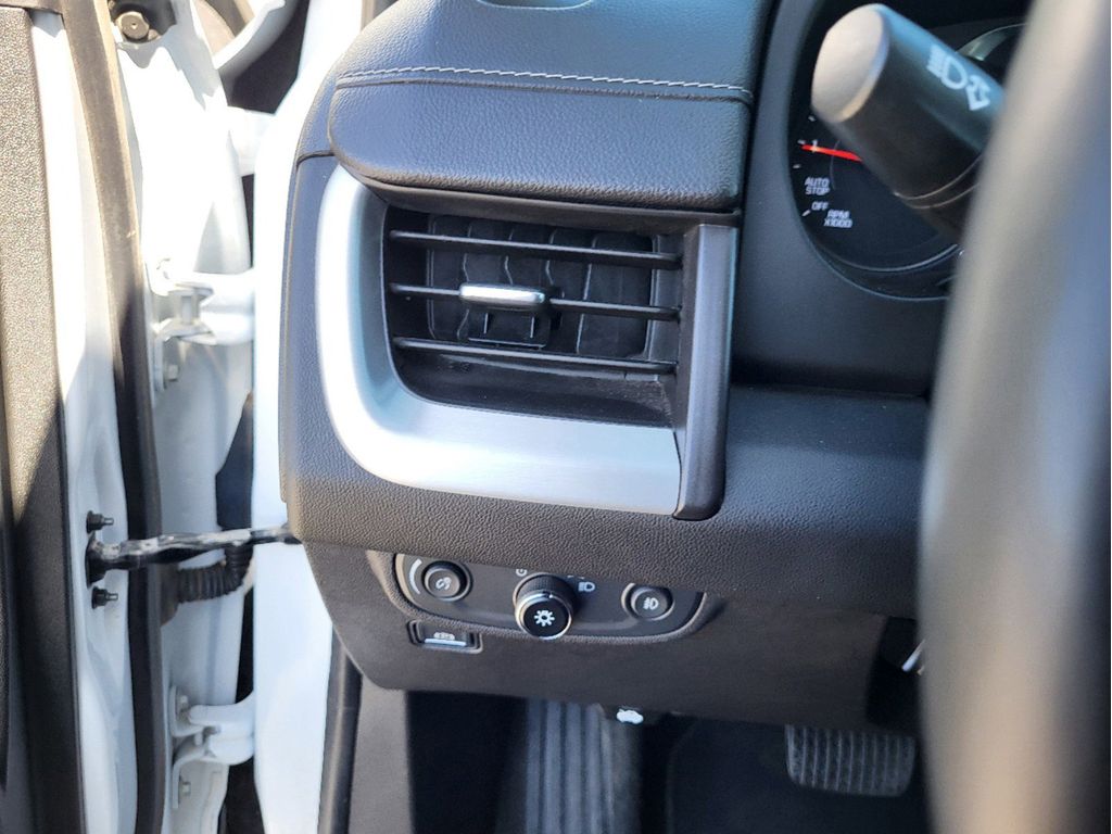 2023 Gmc Terrain SLT photo 11