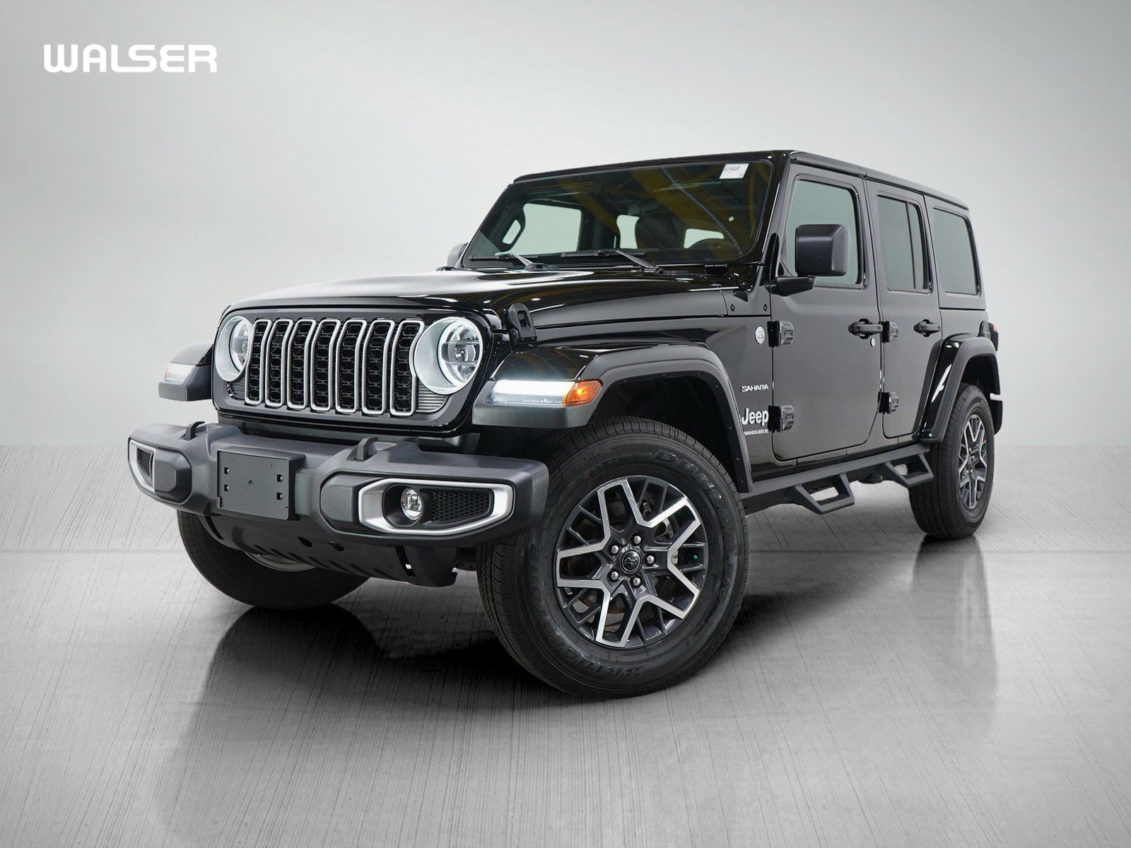 2024 Jeep Wrangler 4-Door Sahara's photo