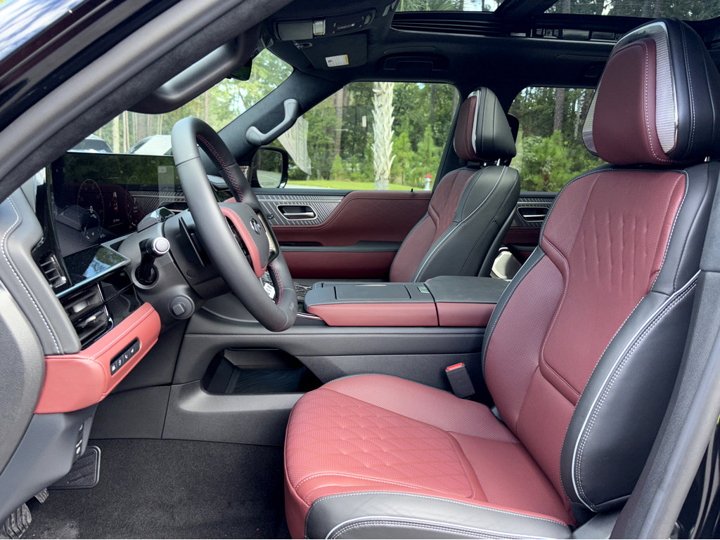 2026 Infiniti QX80 photo 21