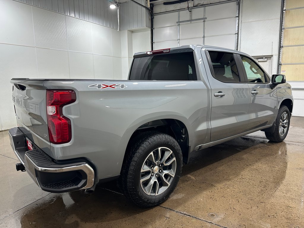2026 Chevrolet Silverado 1500 LT photo 3