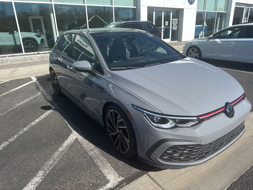 2024 Volkswagen Golf GTI Autobahn photo 3