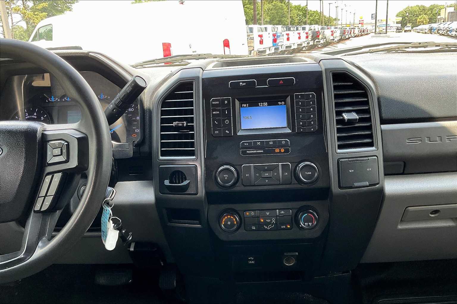 2021 Ford F-350 XL photo 6