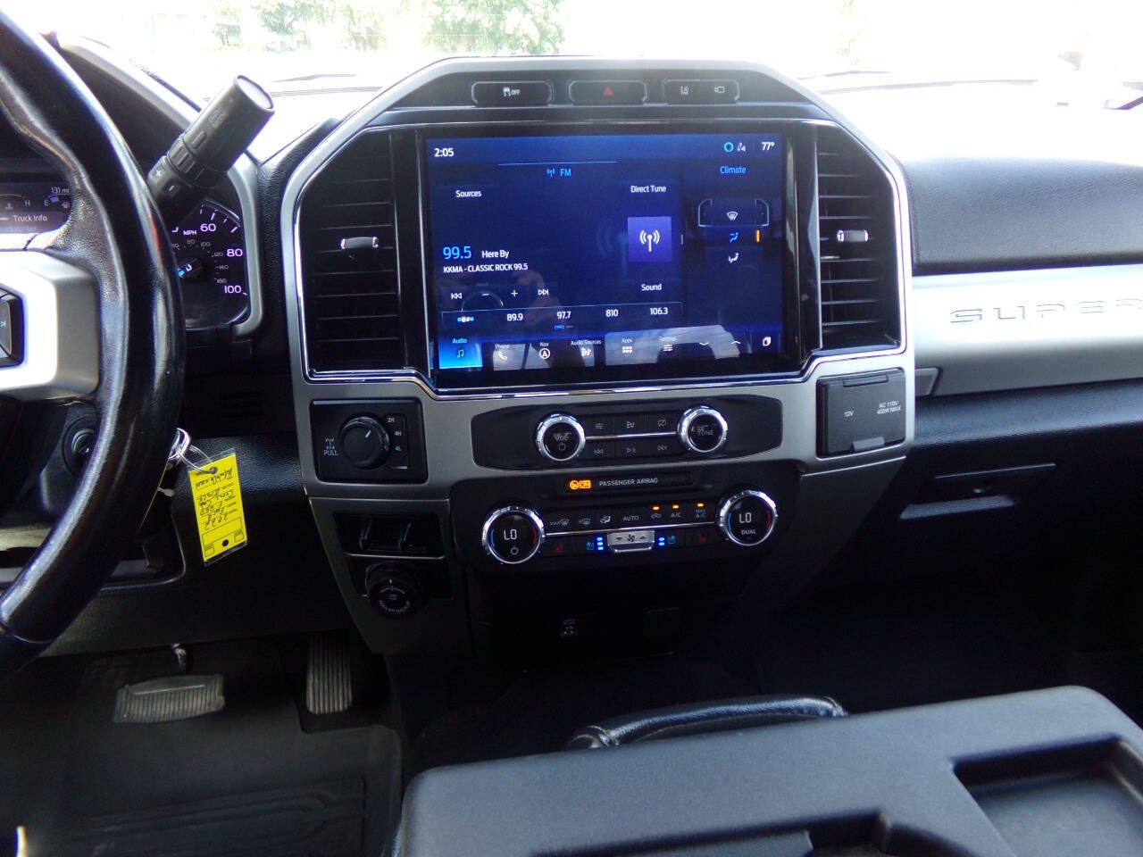 2022 Ford F-250 Lariat photo 11