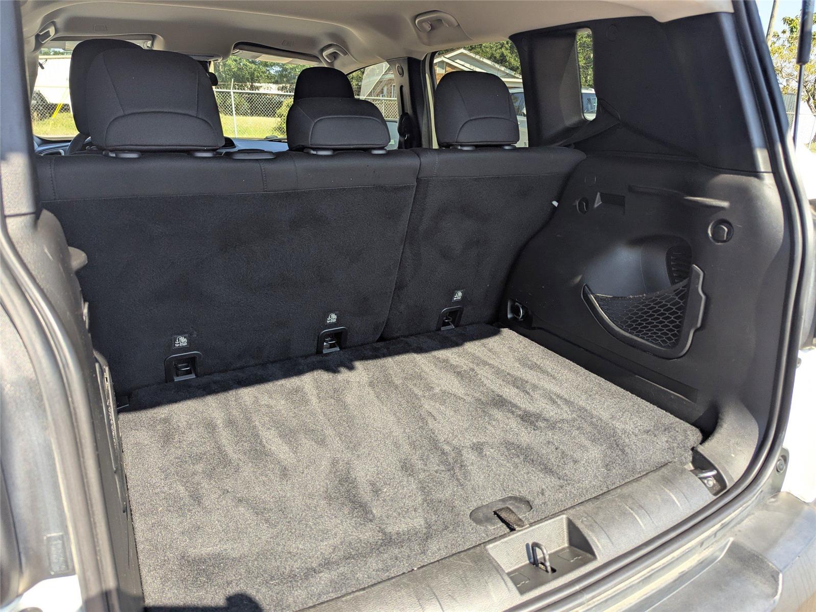 2018 Jeep Renegade Latitude North Edition photo 13