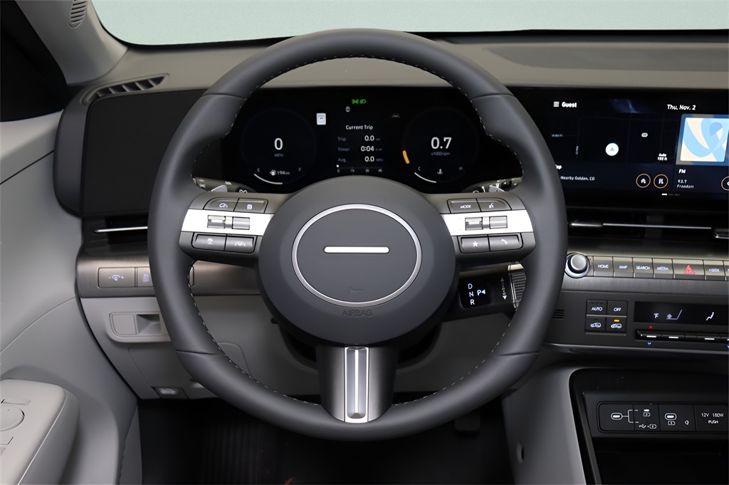 2025 Hyundai Kona SEL photo 5