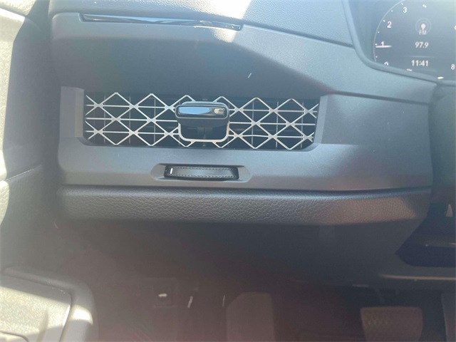 2025 Honda Accord LX photo 17