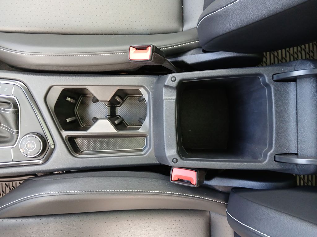 2024 Volkswagen Tiguan SE R-Line Black photo 24