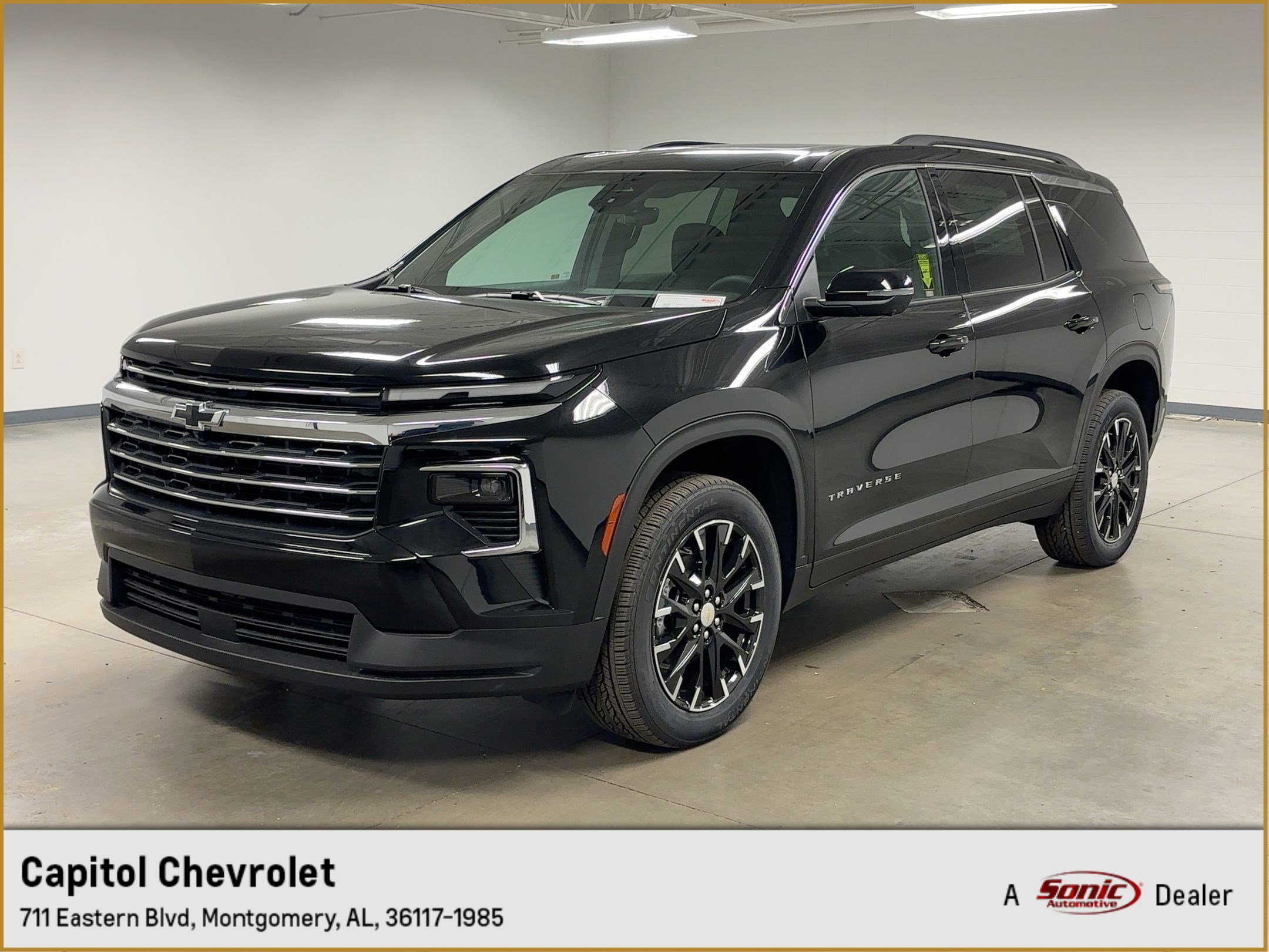 2026 Chevrolet Traverse LT's photo