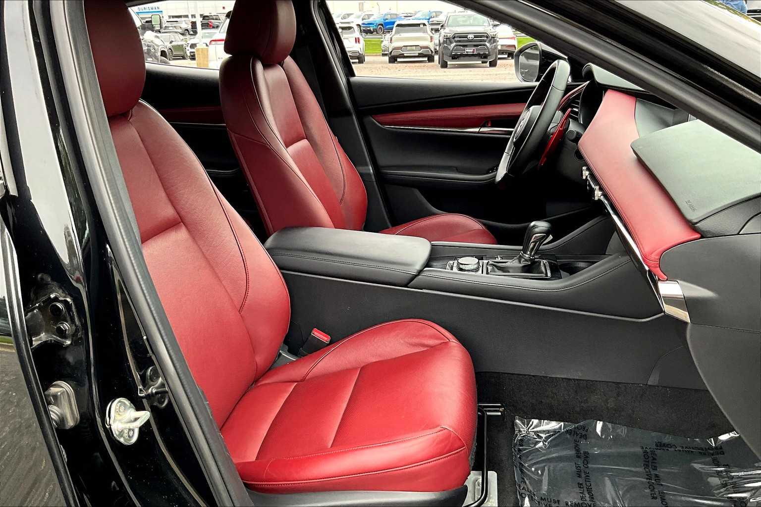 2023 Mazda Mazda3 Hatchback 2.5 Turbo Premium Plus photo 8