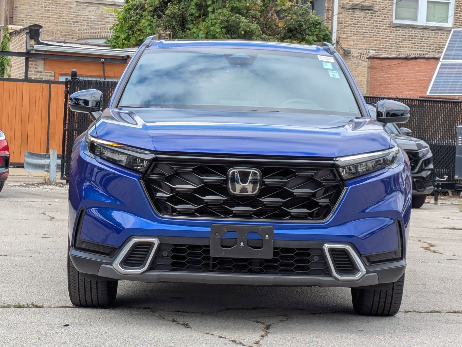 2023 Honda CR-V Hybrid Sport Touring photo 2
