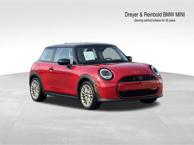 2025 MINI Hardtop 2 Door S's photo