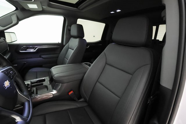 2024 Chevrolet Silverado 1500 LTZ photo 11