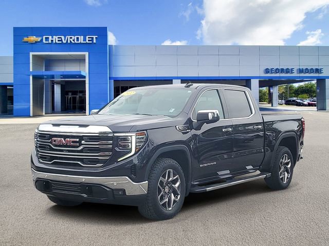 2022 GMC Sierra 1500 SLT's photo