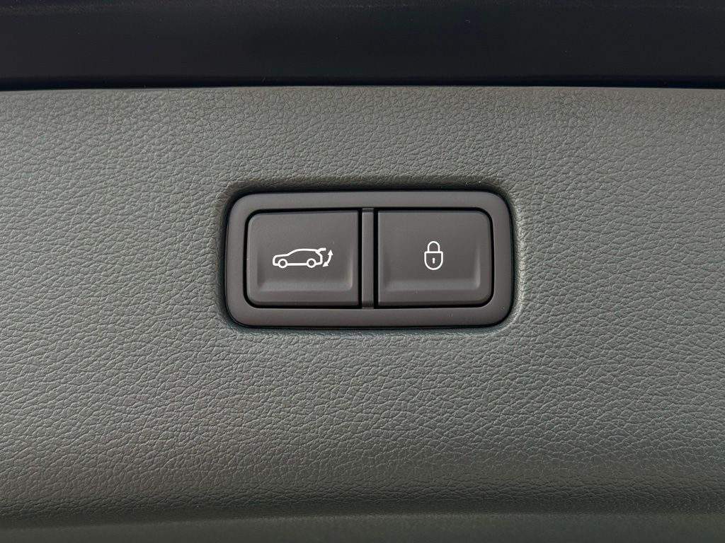 2025 Genesis GV80 2.5T Prestige photo 15