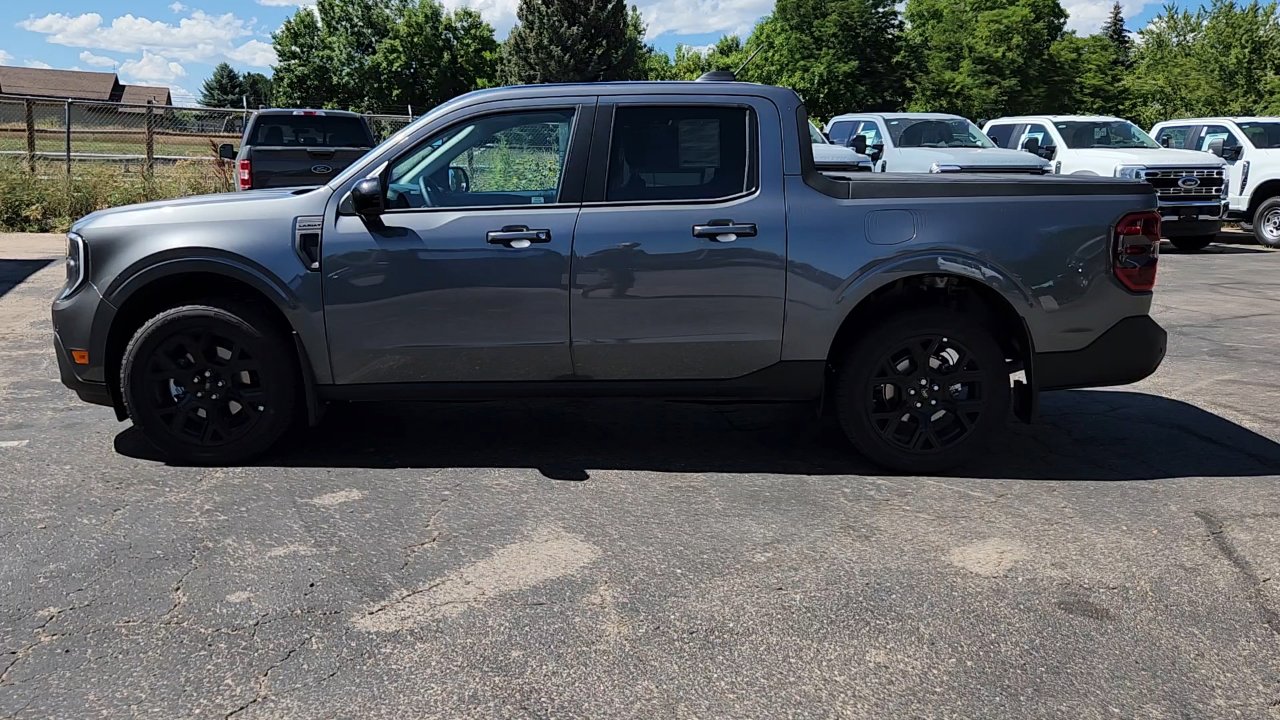 2025 Ford Maverick Lariat photo 2