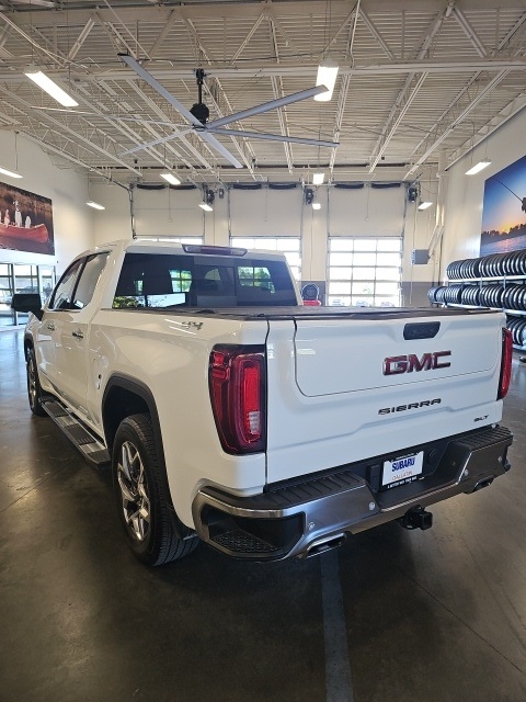 2022 Gmc Sierra 1500 SLT photo 4