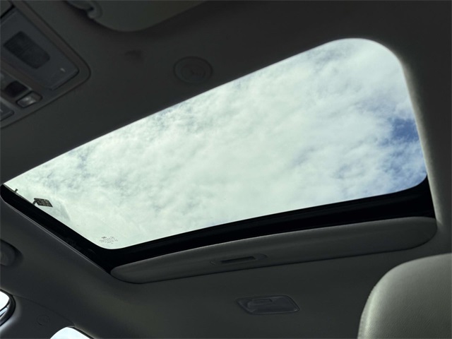 2011 Hyundai Elantra Limited photo 4