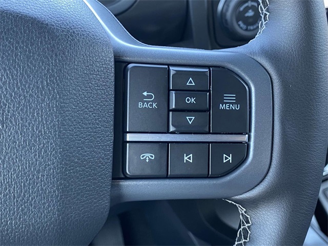 2025 Ford F-150 Lariat photo 17