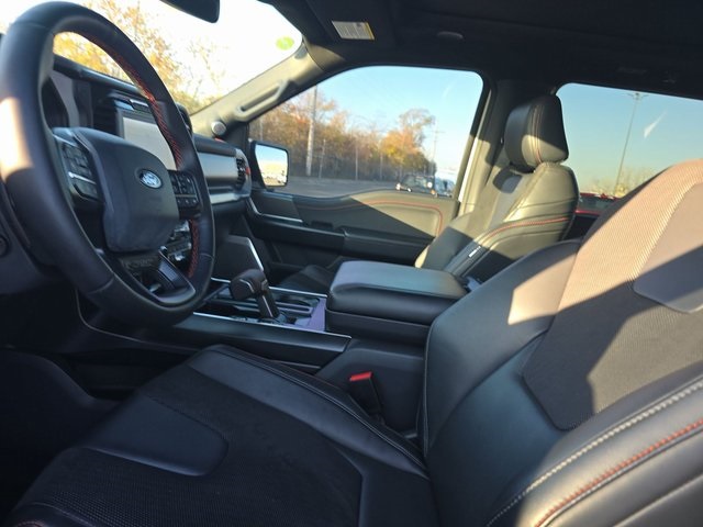 2024 Ford F-150 Raptor photo 2