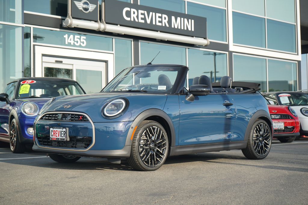 2026 MINI Convertible S's photo