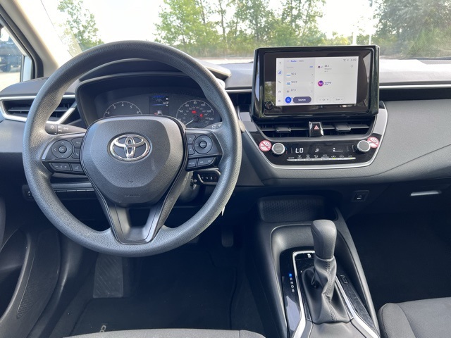 2024 Toyota Corolla LE photo 6