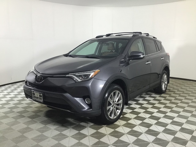 2017 Toyota RAV4 Limited SE Platinum photo 3