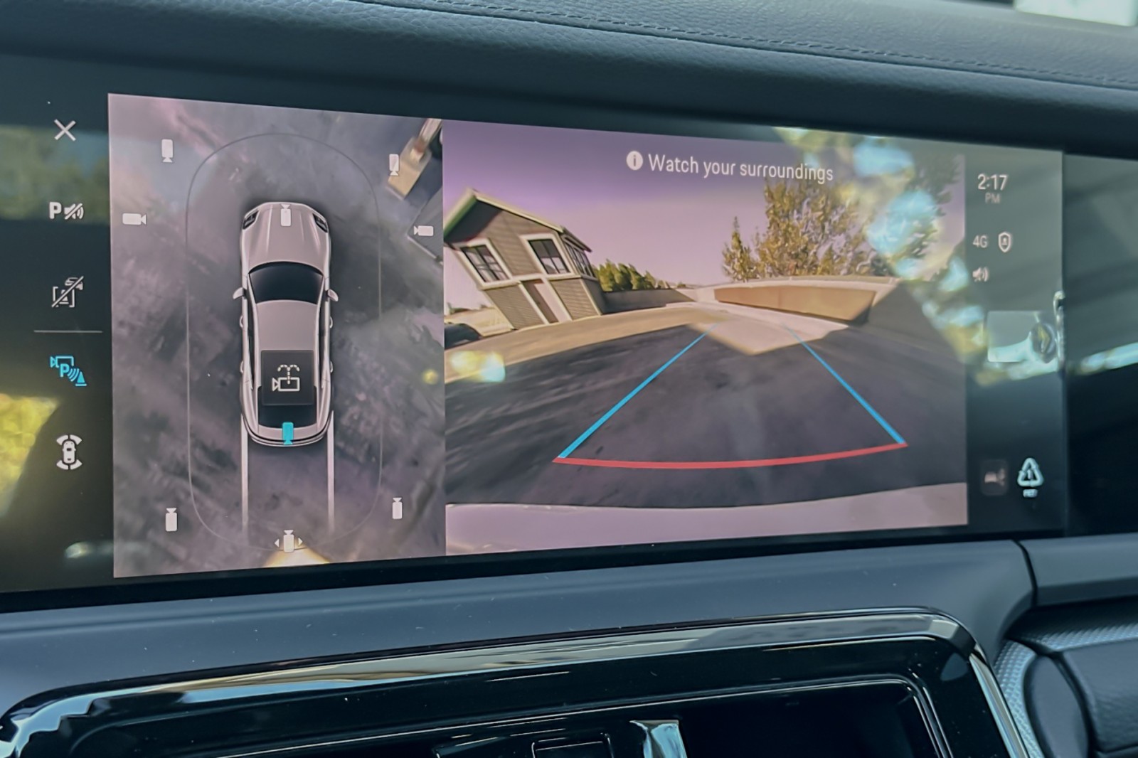 2025 Porsche Panamera 4 photo 19