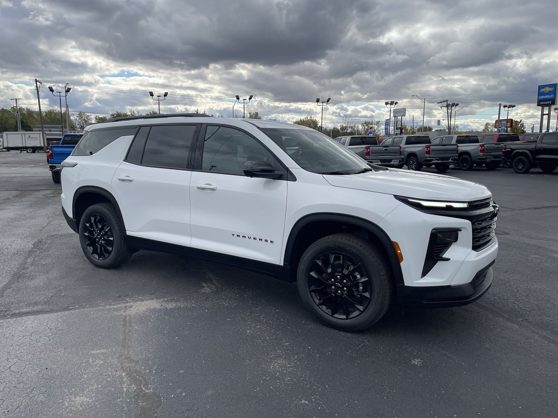 2026 Chevrolet Traverse photo 3