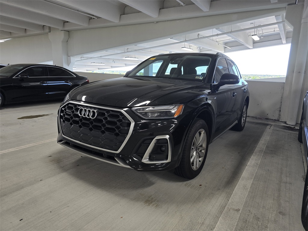 2023 Audi Q5 Premium's photo