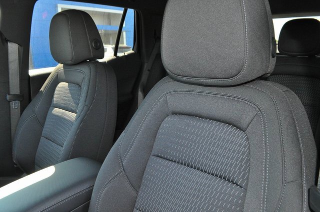 2025 Chevrolet Equinox LT photo 8