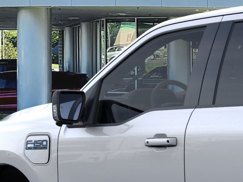 2025 Ford F-150 Lightning photo 20