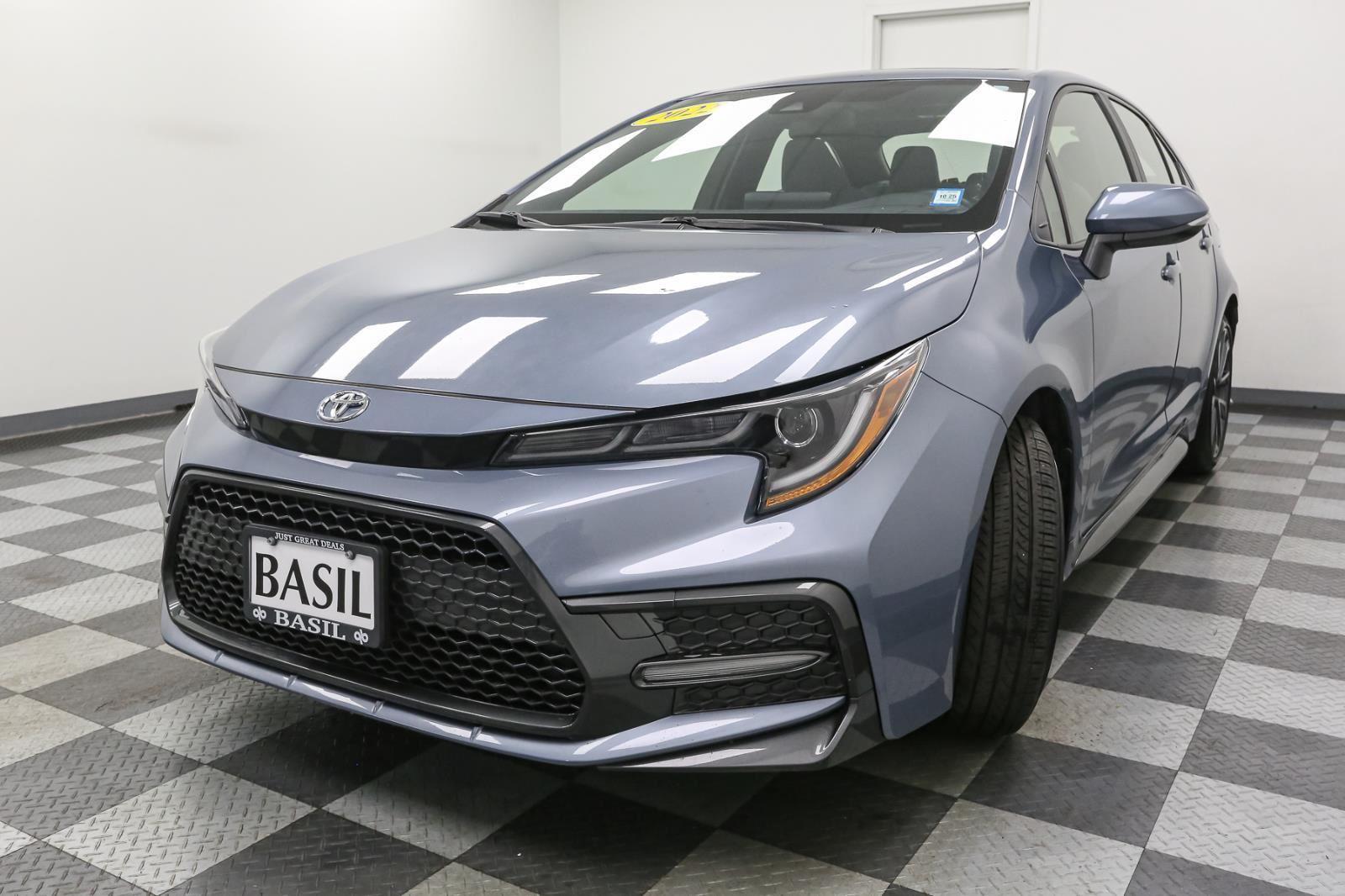 2022 Toyota Corolla SE photo 4