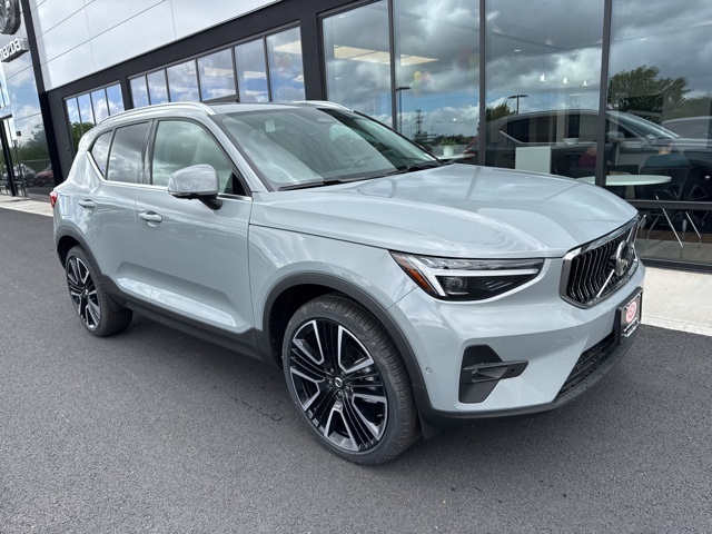 2025 Volvo XC40 Ultra