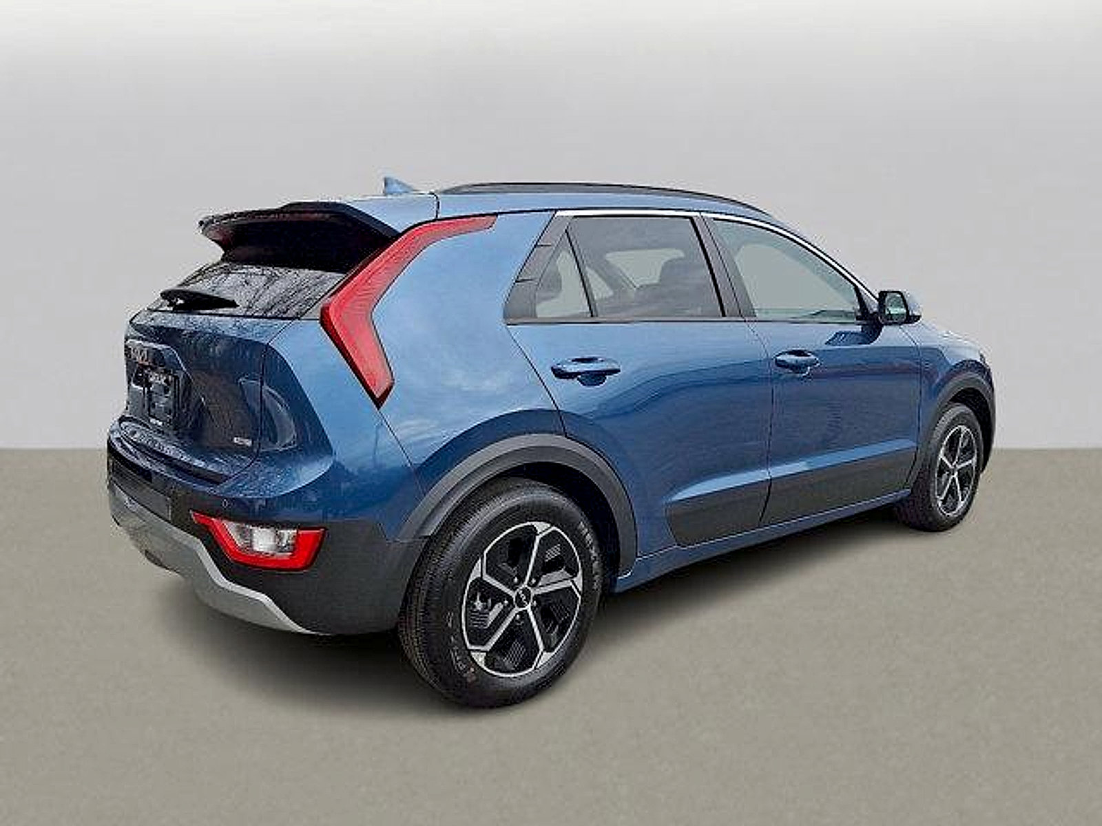 2025 Kia Niro EX photo 4