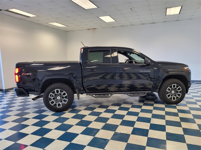 2023 Chevrolet Colorado Z71 photo 10