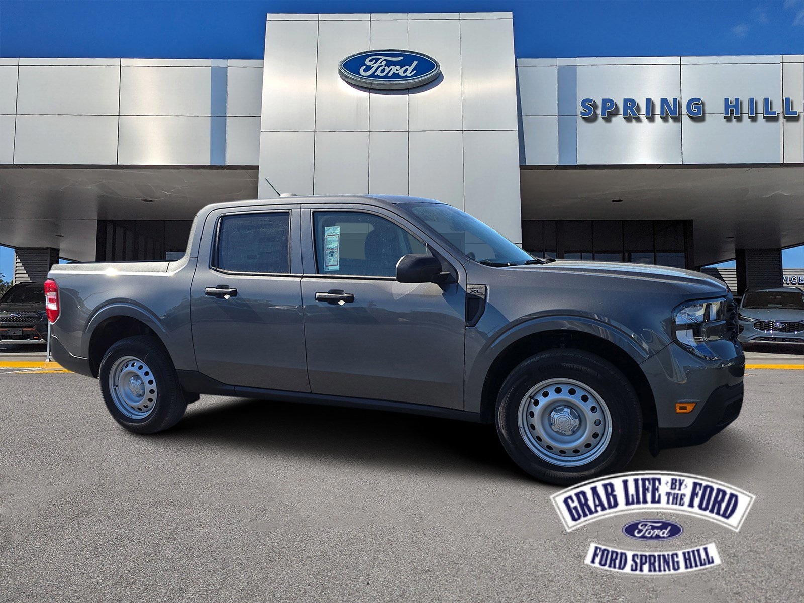 2026 Ford Maverick XL's photo